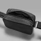 Jordan Blacktop Schultertasche (3,6 l)