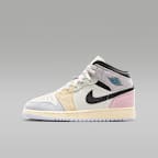 Air Jordan 1 Mid SE Big Kids' Shoes