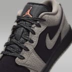 Air Jordan 1 Low SE Older Kids' Shoes