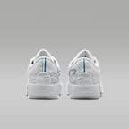 ルカ 77 "Triple White" PF バスケットボールシューズ