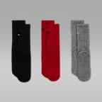 Meias de cano médio Baseline Jordan Júnior (3 pares)