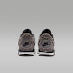 Jordan 4 Retro 'Cave Stone and Black' Younger Kids' Shoes