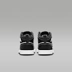 Jordan 1 Mid SE Younger Kids' Shoes