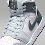 Air Jordan 1 Mid Women's Shoes