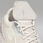 Jordan Tiempo Streetgato SE Indoor/Court Low-Top Football Boots