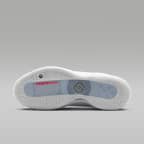 ルカ 77 "Triple White" PF バスケットボールシューズ