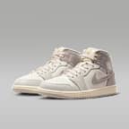 Air Jordan 1 Mid SE Women's Shoes