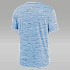 Playera universitaria marca Jordan Dri-FIT para hombre North Carolina Sideline Velocity