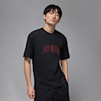 ブラック/ユニバーシティレッド