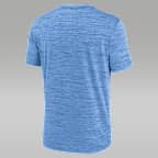 Playera universitaria marca Jordan Dri-FIT para hombre North Carolina Sideline Velocity