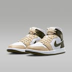 Chaussure Air Jordan 1 Mid pour femme