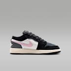 Air Jordan 1 Low SE Older Kids' Shoes