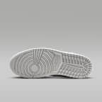 エア ジョーダン 1 MID メンズシューズ