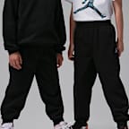 Jordan Brooklyn Fleece Conjunto de dos piezas con cuello redondo - Niño/a pequeño/a