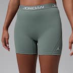 Γυναικείο ψηλόμεσο σορτς Dri-FIT Jordan Sport Essentials 13 cm