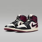 Tenis para mujer Air Jordan 1 Mid SE