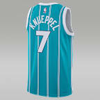 Charlotte Hornets Icon Edition Men's Jordan Dri-FIT NBA Swingman Jersey