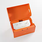 La tarjeta de regalo digital Nike llega por correo electrónico en aproximadamente dos horas o menos