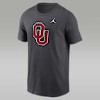Playera universitaria Nike para hombre Oklahoma Sooners Primetime Logo - Antracita