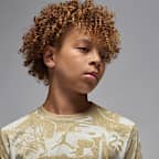 Playera 23 Collage para niños talla grande Jordan