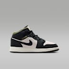 Chaussure Air Jordan 1 Mid pour ado