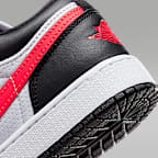 Air Jordan 1 Low SE Older Kids' Shoes