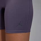 Shorts Dri-FIT de tiro alto de 15 cm para mujer Jordan Sport