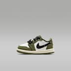 Medium Olive/Summit White/Sail/Black