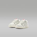 Jordan 1 Retro Low sko til sped-/småbarn