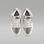 Skor Jordan 1 Mid SE för barn