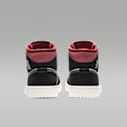 Sapatilhas Air Jordan 1 Mid para mulher