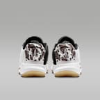 ルカ 4 PF "Gone Ranching" バスケットボールシューズ