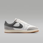 Air Jordan Skyline Low LE Schuh (Herren)