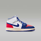 Air Jordan 1 Mid Older Kids' Shoes