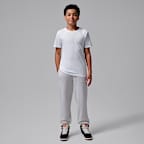 Playera con gráfico Jordan Varsity