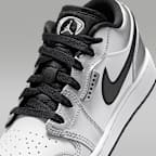 Air Jordan 1 Low SE Older Kids' Shoes