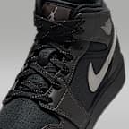 Air Jordan 1 Mid Utility Older Kids' Shoes