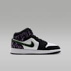 Air Jordan 1 Mid SE Big Kids' Shoes