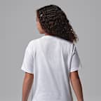 Playera "Give Her the Ball" para niños talla grande Jordan