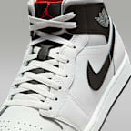 รองเท้าผู้ชาย Air Jordan 1 Mid