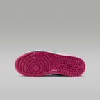 Air Jordan 1 Low SE Older Kids' Shoes