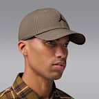 Gorra con estructura con Jumpman metálico Jordan Rise