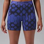Jordan Sport Pantalón corto de 13 cm y talle alto Dri-FIT - Mujer
