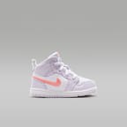 Jordan 1 Mid SE Younger Kids' Shoes