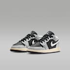 Air Jordan 1 Low SE Older Kids' Shoes