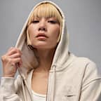 ジョーダン フライト フリース ウィメンズ クロップド サテン裏地付きフード パーカー