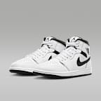 Air Jordan 1 Mid Men's Shoes