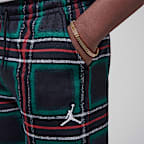 Pants de tejido Fleece para días festivos para niños talla grande Jordan Brooklyn Essentials