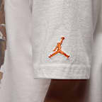 Playera con gráfico para niños talla grande Jordan Flight Essentials