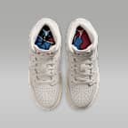 Air Jordan 1 Mid SE Older Kids' Shoes